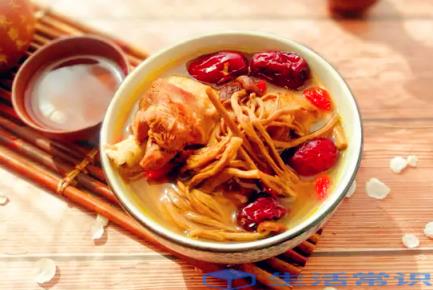 鸽子汤是上火的还是降火的