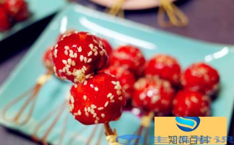 糖葫芦怎么才能不粘砧板