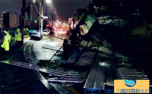 日本遭受数十年来极具杀伤力强台风，超30万家断电