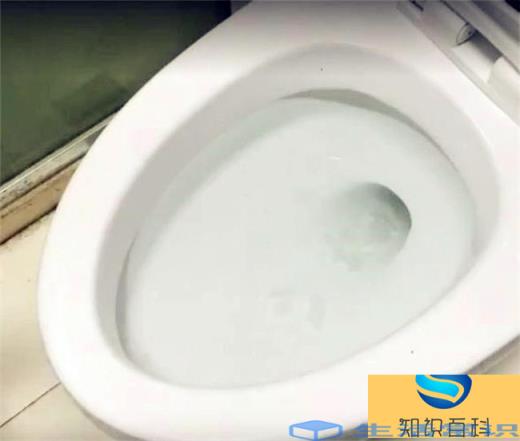马桶堵塞如何自己迅速输通