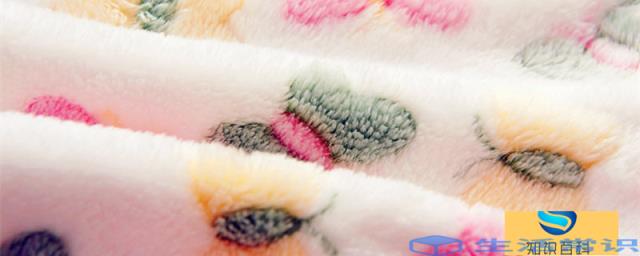 珊瑚绒和法兰绒有什么区别 珊瑚绒和法兰绒哪个做睡衣好