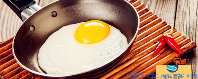 荷包蛋怎么做 荷包蛋是煎的还是煮的