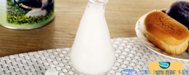 过期的酸奶有什么用途 酸奶的吃法有哪些