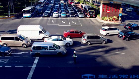 交警大队上班时间几点到几点 交警队双休日日上班吗